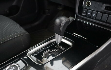 Mitsubishi Outlander III рестайлинг 3, 2021 год, 2 299 000 рублей, 11 фотография