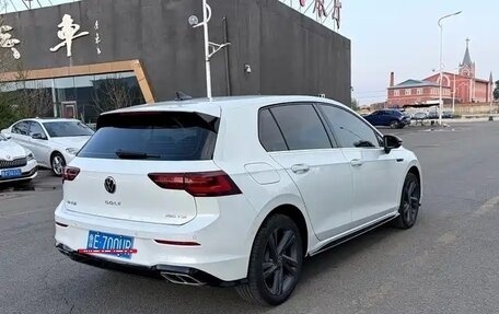 Volkswagen Golf VIII, 2023 год, 1 850 000 рублей, 4 фотография