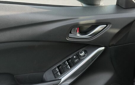 Mazda 6, 2017 год, 1 780 000 рублей, 24 фотография