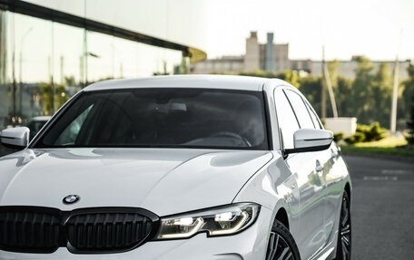 BMW 3 серия, 2019 год, 3 599 000 рублей, 2 фотография