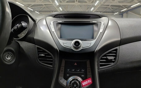 Hyundai Elantra V, 2012 год, 890 000 рублей, 18 фотография