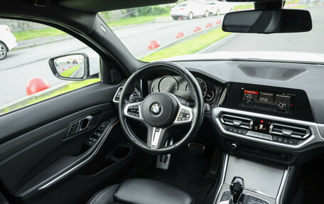 BMW 3 серия, 2019 год, 3 599 000 рублей, 13 фотография
