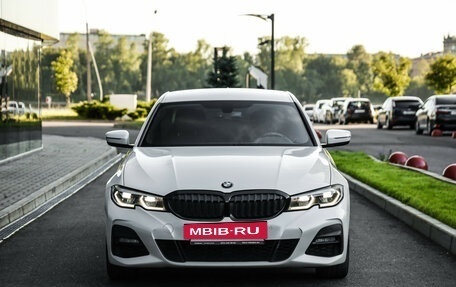 BMW 3 серия, 2019 год, 3 599 000 рублей, 4 фотография