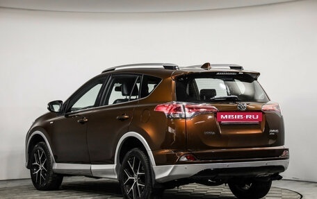 Toyota RAV4, 2016 год, 2 099 000 рублей, 8 фотография