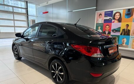 Hyundai Solaris II рестайлинг, 2013 год, 839 000 рублей, 4 фотография