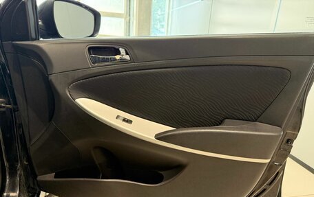 Hyundai Solaris II рестайлинг, 2013 год, 839 000 рублей, 15 фотография
