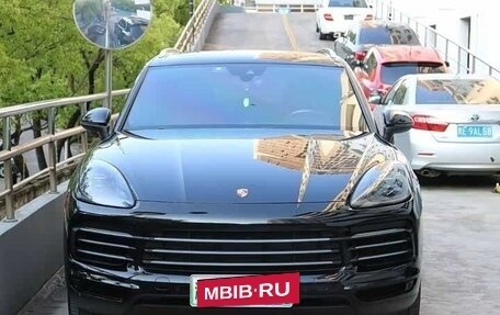 Porsche Cayenne III, 2021 год, 6 242 113 рублей, 2 фотография