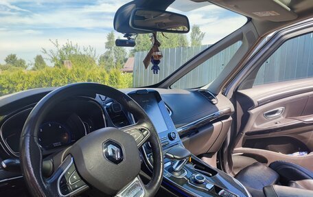 Renault Espace V рестайлинг, 2019 год, 2 800 000 рублей, 10 фотография