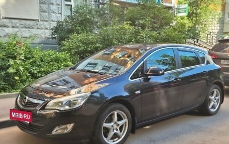 Opel Astra J, 2012 год, 1 250 000 рублей, 3 фотография