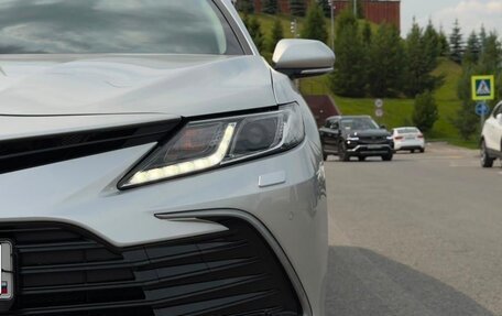 Toyota Camry, 2022 год, 3 900 000 рублей, 8 фотография