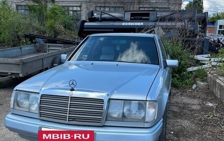 Mercedes-Benz W124, 1990 год, 450 000 рублей, 2 фотография