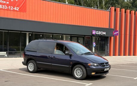 Chrysler Voyager III, 1998 год, 330 000 рублей, 4 фотография