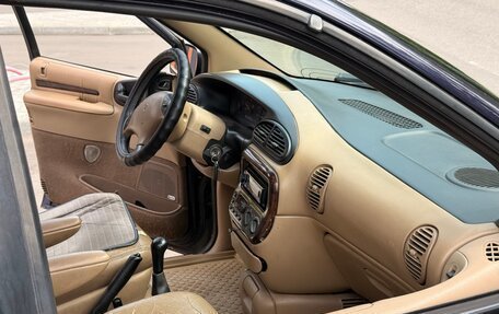 Chrysler Voyager III, 1998 год, 330 000 рублей, 9 фотография