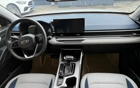 Geely Emgrand, 2022 год, 1 016 000 рублей, 9 фотография
