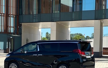 Toyota Alphard III, 2017 год, 3 600 000 рублей, 5 фотография
