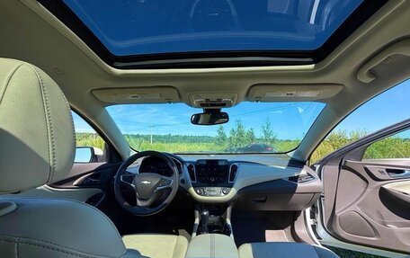 Chevrolet Malibu IX, 2019 год, 1 550 000 рублей, 3 фотография
