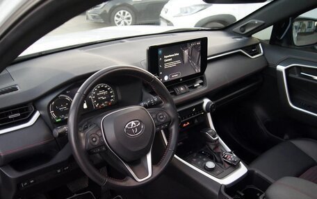 Toyota RAV4, 2023 год, 3 135 000 рублей, 7 фотография