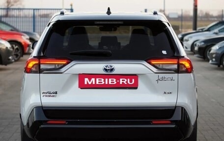 Toyota RAV4, 2023 год, 3 135 000 рублей, 4 фотография