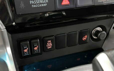 Mitsubishi Pajero Sport III рестайлинг, 2019 год, 2 657 000 рублей, 26 фотография