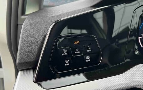Volkswagen Golf VIII, 2022 год, 1 480 777 рублей, 11 фотография
