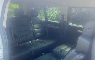 Peugeot Traveller I, 2021 год, 3 500 000 рублей, 1 фотография