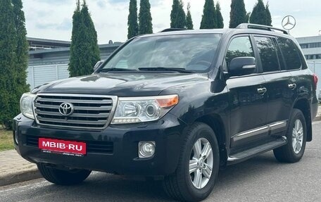 Toyota Land Cruiser 200, 2013 год, 3 250 000 рублей, 1 фотография