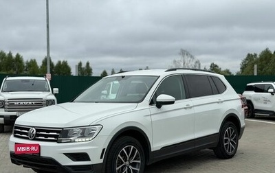 Volkswagen Tiguan II, 2020 год, 2 830 000 рублей, 1 фотография