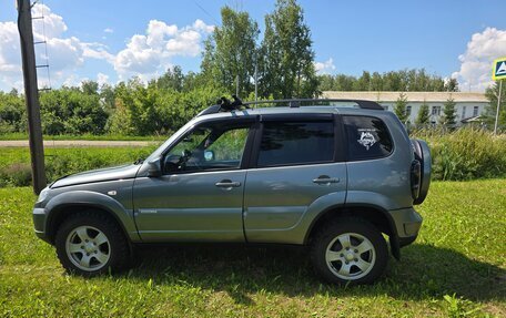 Chevrolet Niva I рестайлинг, 2013 год, 519 000 рублей, 2 фотография