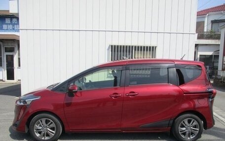 Toyota Sienta II, 2022 год, 1 570 000 рублей, 5 фотография