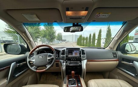 Toyota Land Cruiser 200, 2013 год, 3 250 000 рублей, 2 фотография