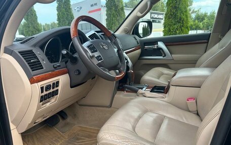 Toyota Land Cruiser 200, 2013 год, 3 250 000 рублей, 8 фотография