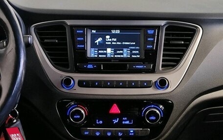Hyundai Solaris II рестайлинг, 2017 год, 1 289 000 рублей, 9 фотография