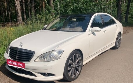 Mercedes-Benz S-Класс, 2005 год, 1 180 000 рублей, 4 фотография