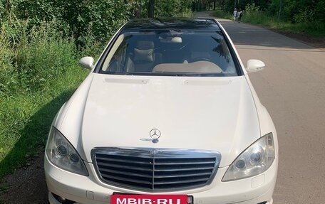 Mercedes-Benz S-Класс, 2005 год, 1 180 000 рублей, 2 фотография
