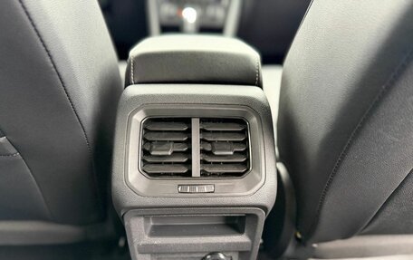 Volkswagen Tiguan II, 2020 год, 2 830 000 рублей, 21 фотография