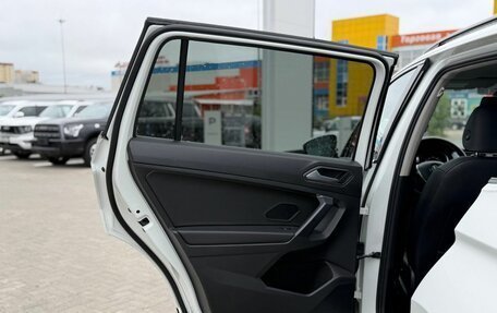 Volkswagen Tiguan II, 2020 год, 2 830 000 рублей, 15 фотография