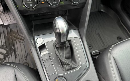 Volkswagen Tiguan II, 2020 год, 2 830 000 рублей, 20 фотография