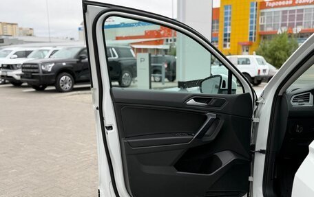 Volkswagen Tiguan II, 2020 год, 2 830 000 рублей, 28 фотография