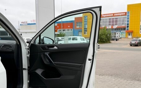 Volkswagen Tiguan II, 2020 год, 2 830 000 рублей, 29 фотография