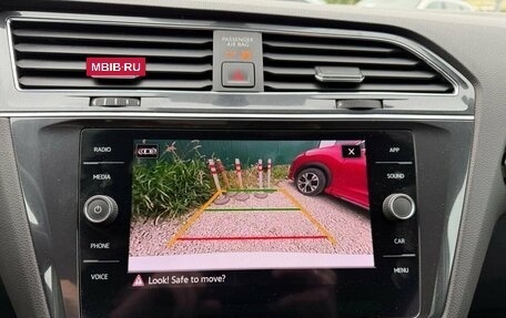 Volkswagen Tiguan II, 2020 год, 2 830 000 рублей, 23 фотография