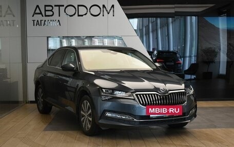 Skoda Superb III рестайлинг, 2022 год, 3 199 000 рублей, 3 фотография
