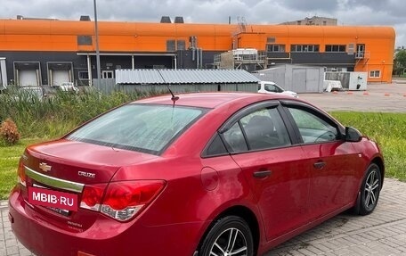 Chevrolet Cruze II, 2011 год, 650 000 рублей, 3 фотография