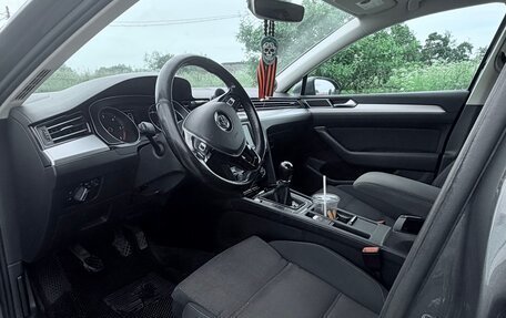 Volkswagen Passat B8 рестайлинг, 2015 год, 1 495 000 рублей, 12 фотография