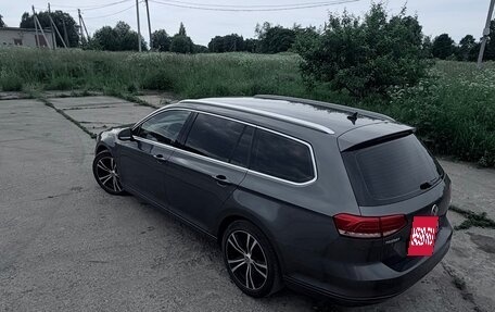 Volkswagen Passat B8 рестайлинг, 2015 год, 1 495 000 рублей, 10 фотография