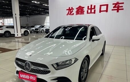 Mercedes-Benz A-Класс, 2022 год, 2 070 000 рублей, 2 фотография
