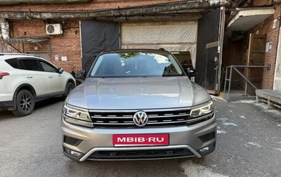 Volkswagen Tiguan II, 2019 год, 2 500 000 рублей, 1 фотография