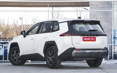 Toyota RAV4, 2026 год, 4 000 000 рублей, 2 фотография