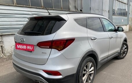 Hyundai Santa Fe III рестайлинг, 2016 год, 1 850 000 рублей, 2 фотография