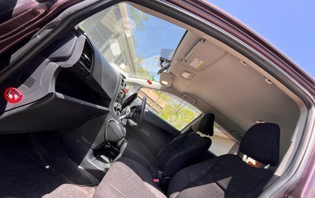 Toyota Ractis II, 2011 год, 645 000 рублей, 3 фотография