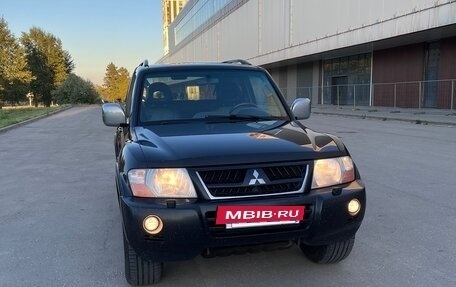 Mitsubishi Pajero III рестайлинг, 2006 год, 1 190 000 рублей, 2 фотография
